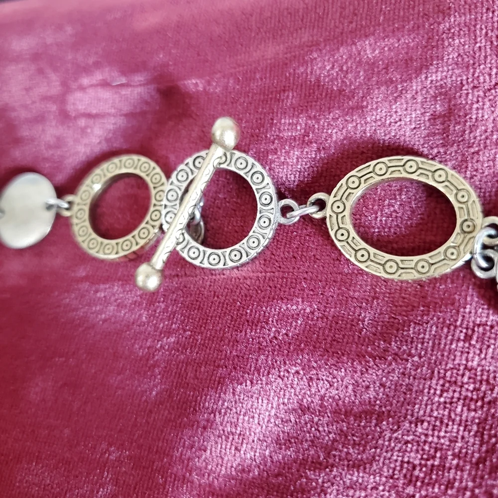 Premier Designs beautiful vintage